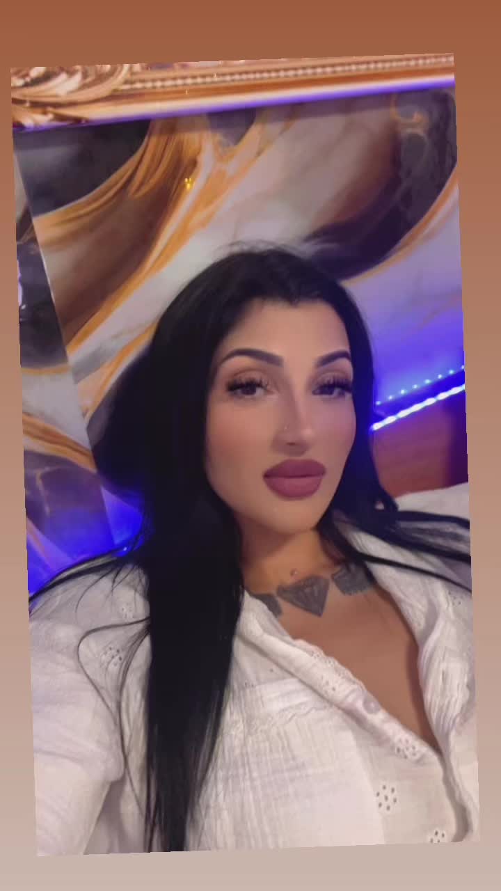 @⚜️𝓥𝓪𝓵𝓮𝓷𝓽𝓲𝓷𝓪🖤