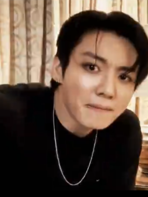 @Bโ แฅฃ๐าโฒ Tโแต ๐๐