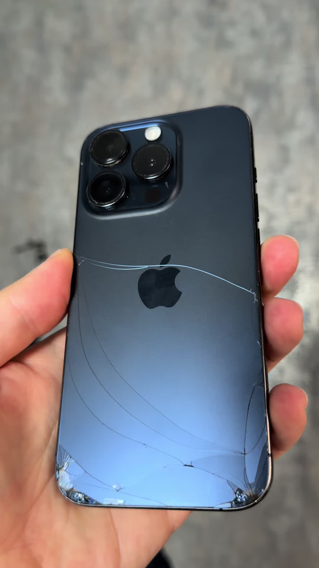 @iTool Service Apple