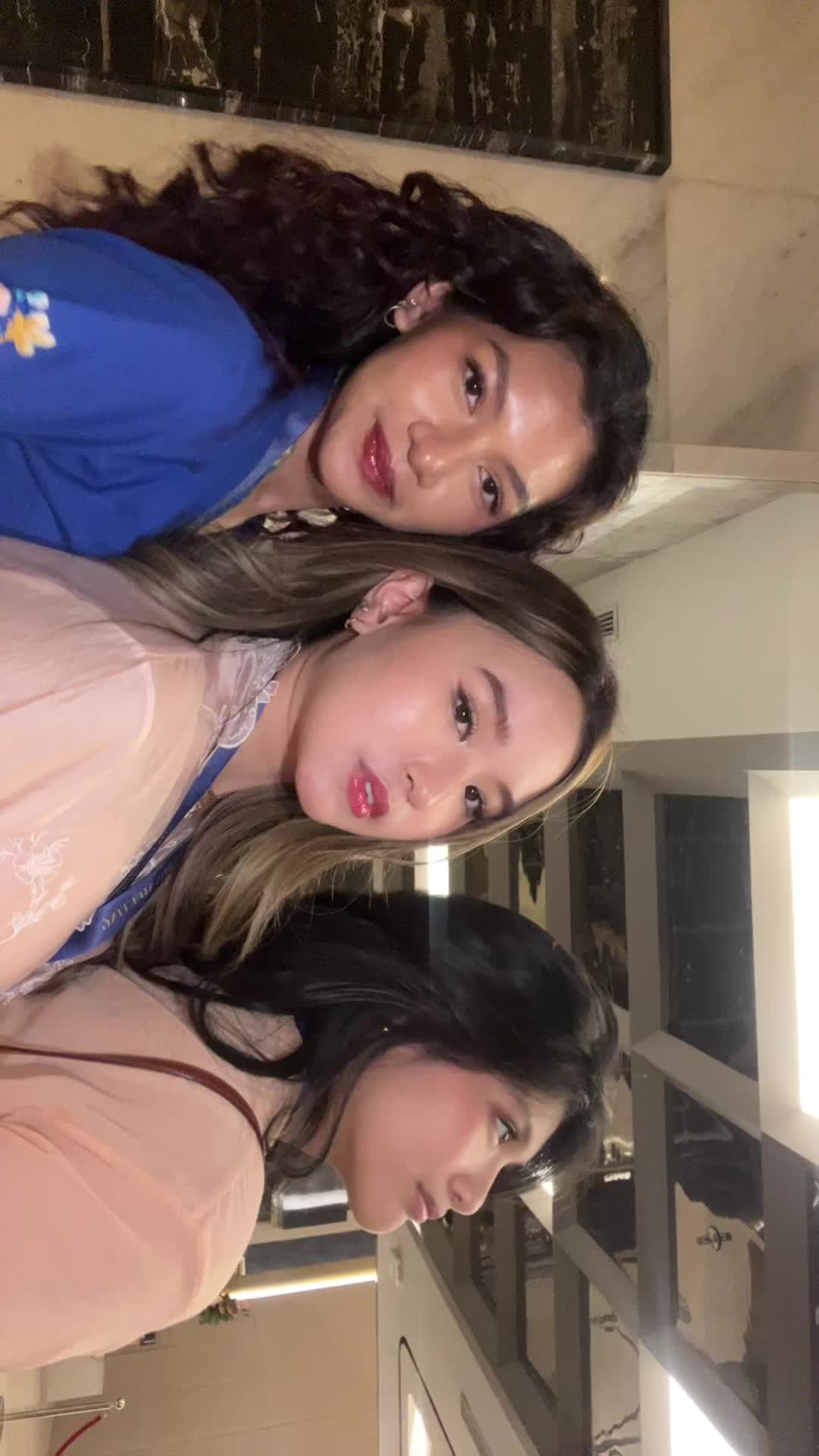 @hi