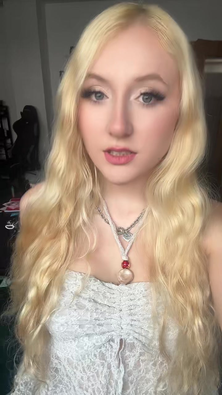@Anna🏴🚩