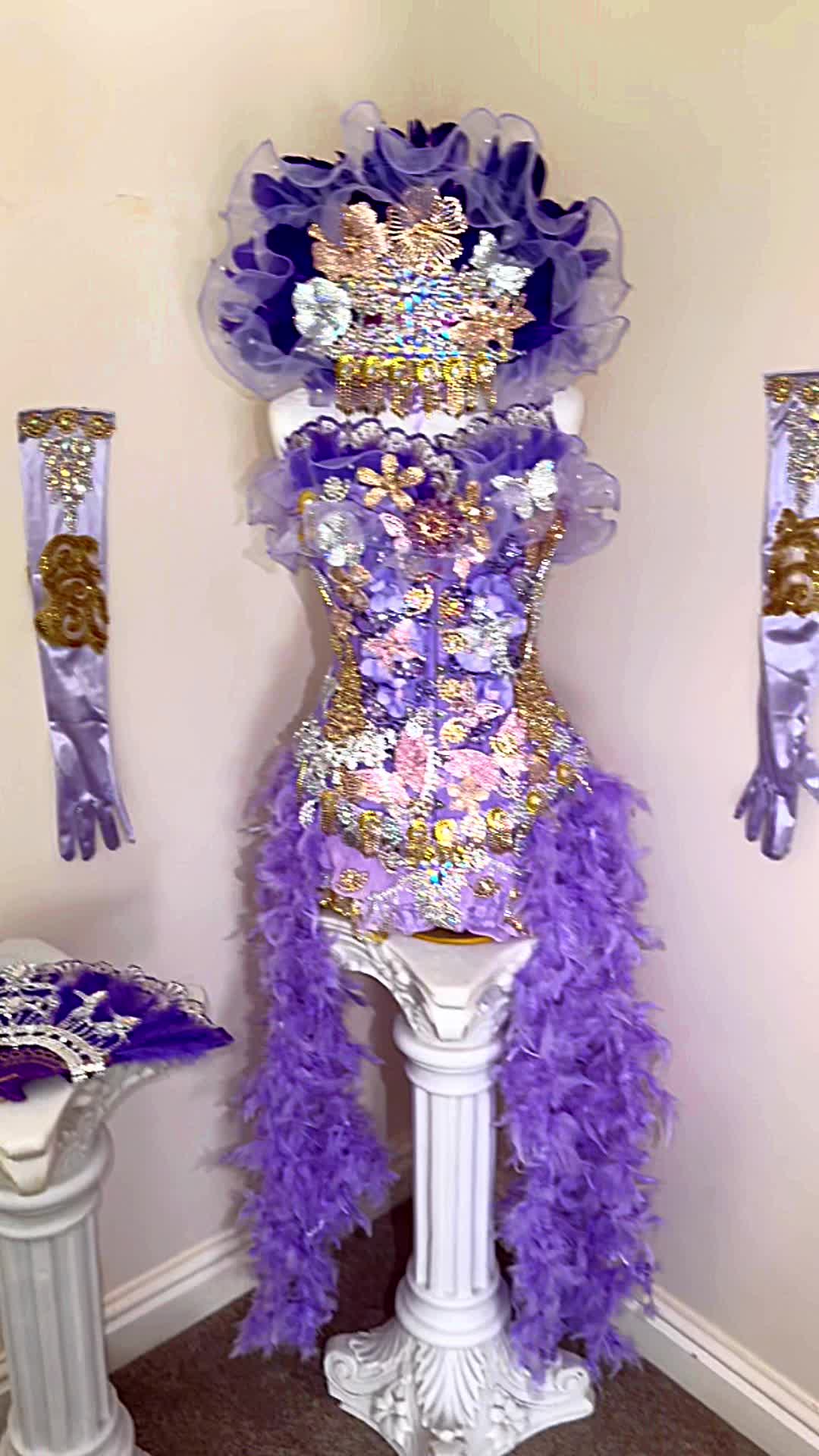 @costumemadecostumes