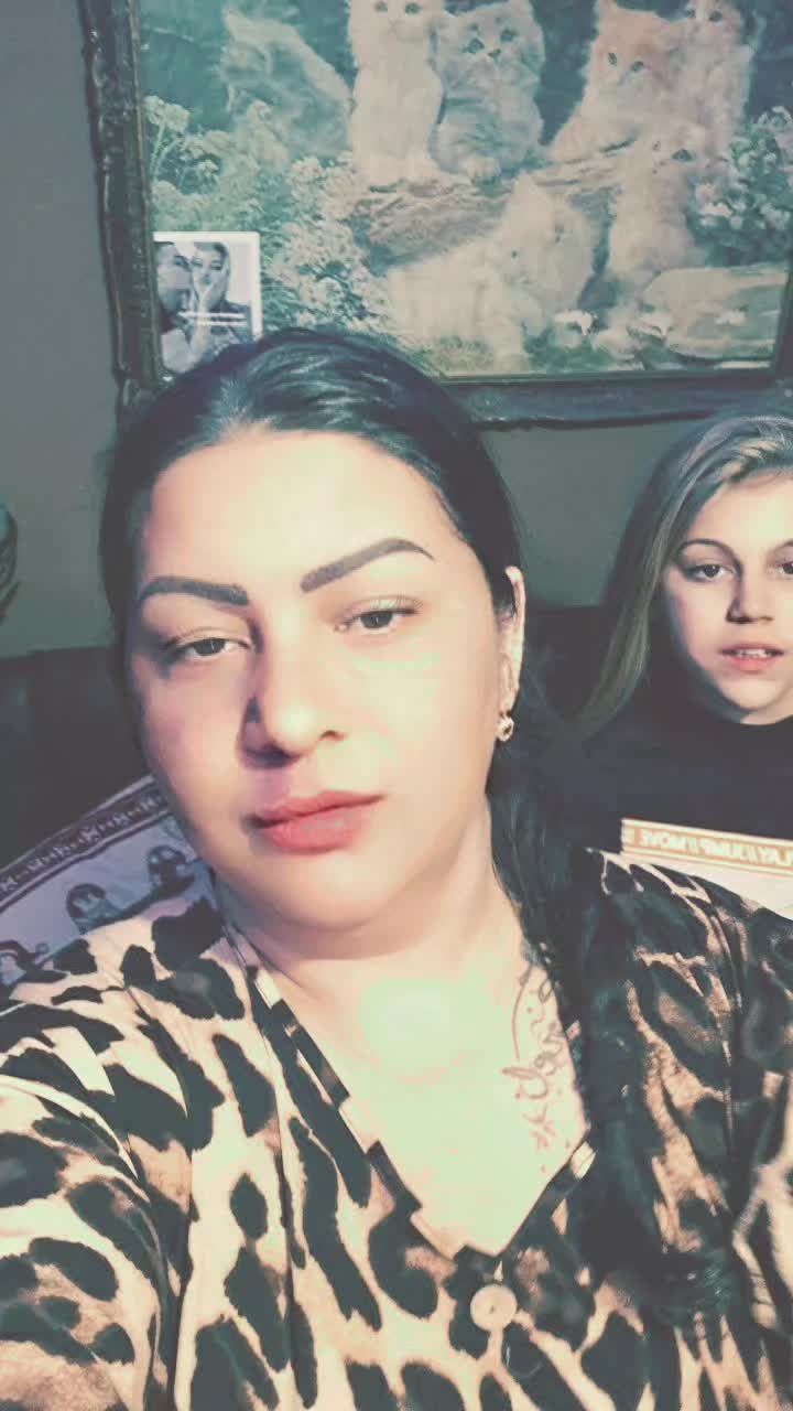 @t_mirella777