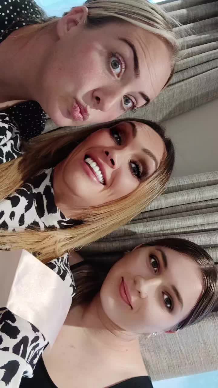 @Queenie b