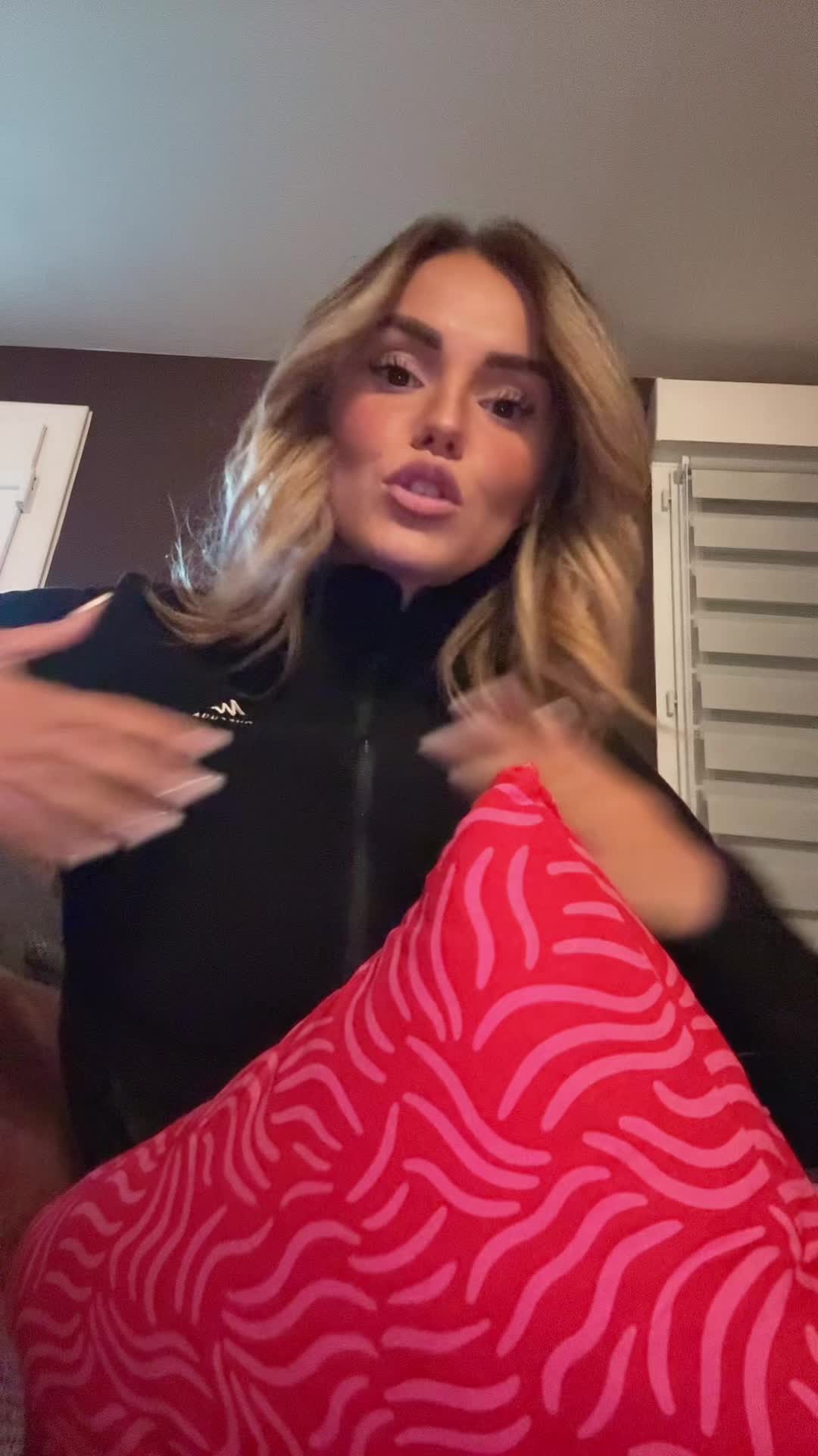 @Chlo&eacute; Chou