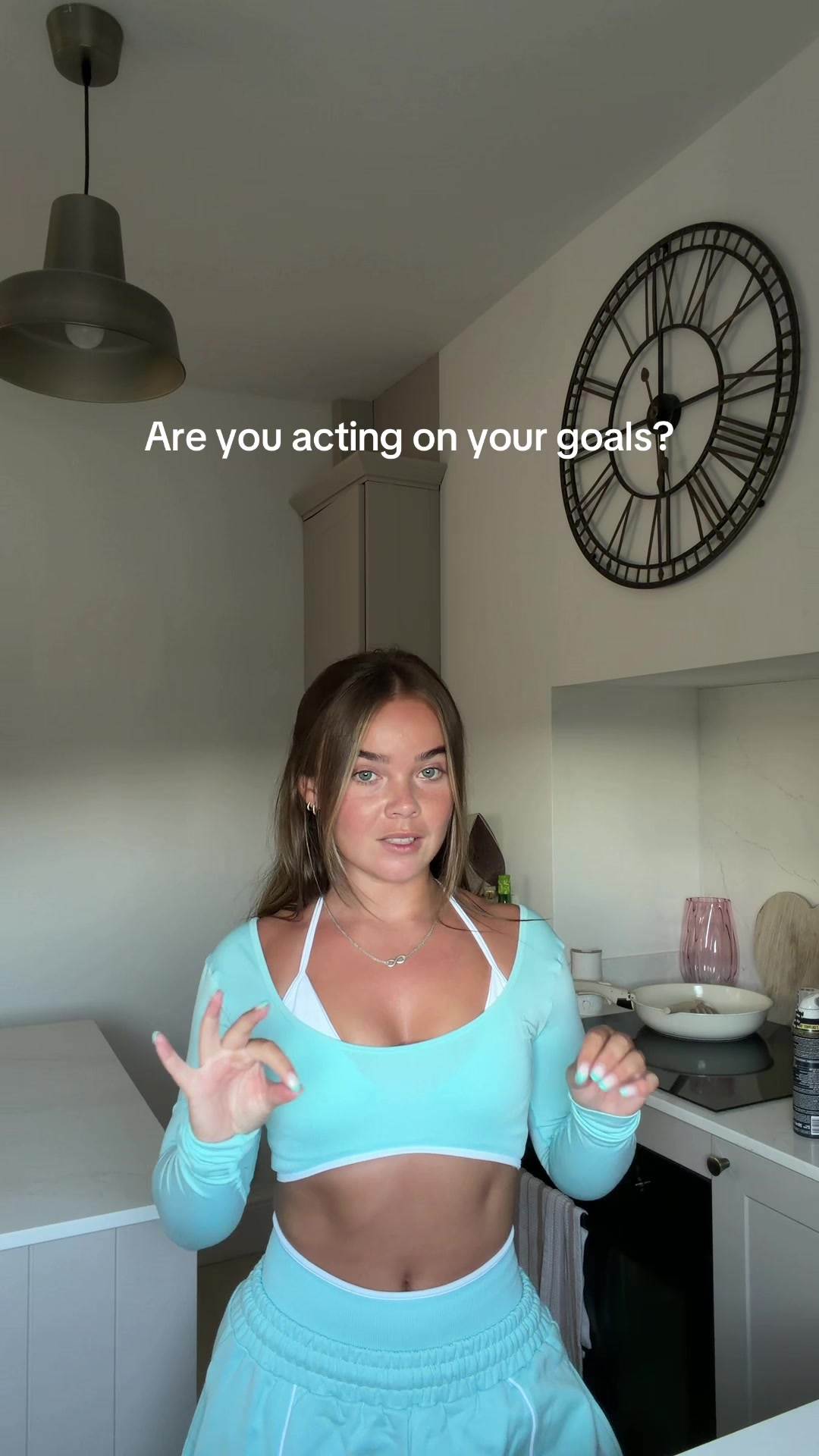 @lil.ashtonn
