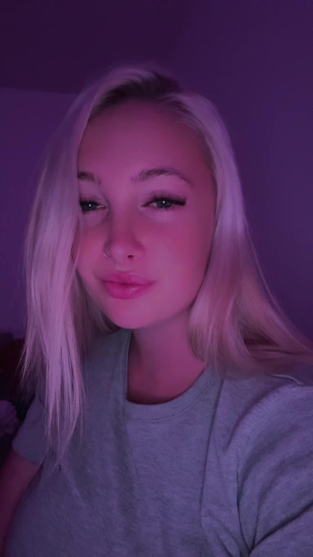 @𝓐𝓶𝔂❣️