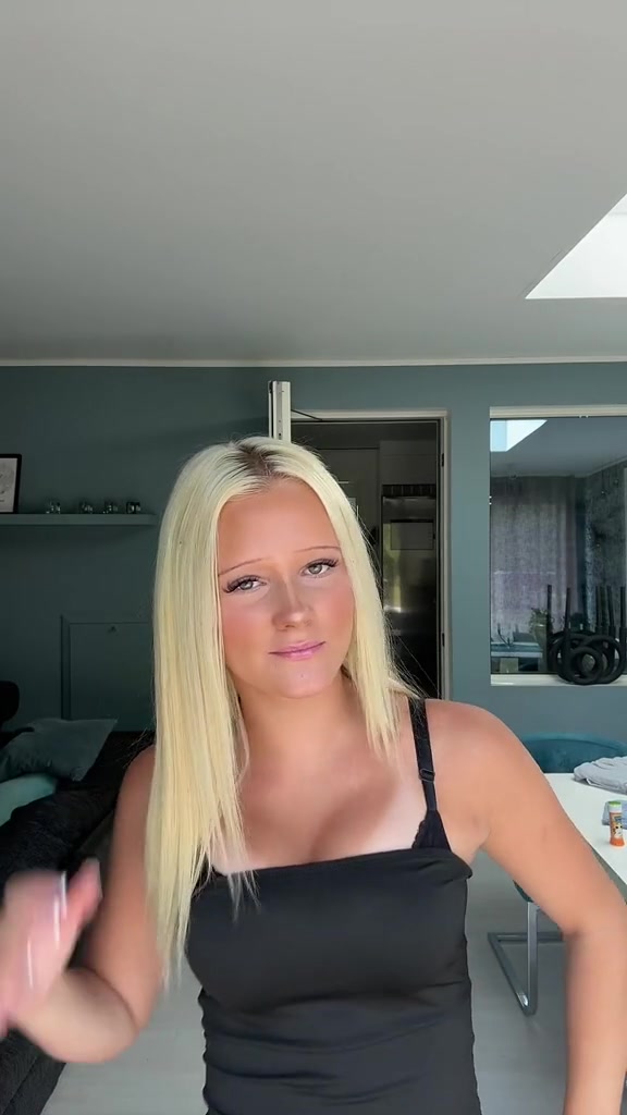 @𝓔𝓵𝓲𝓷