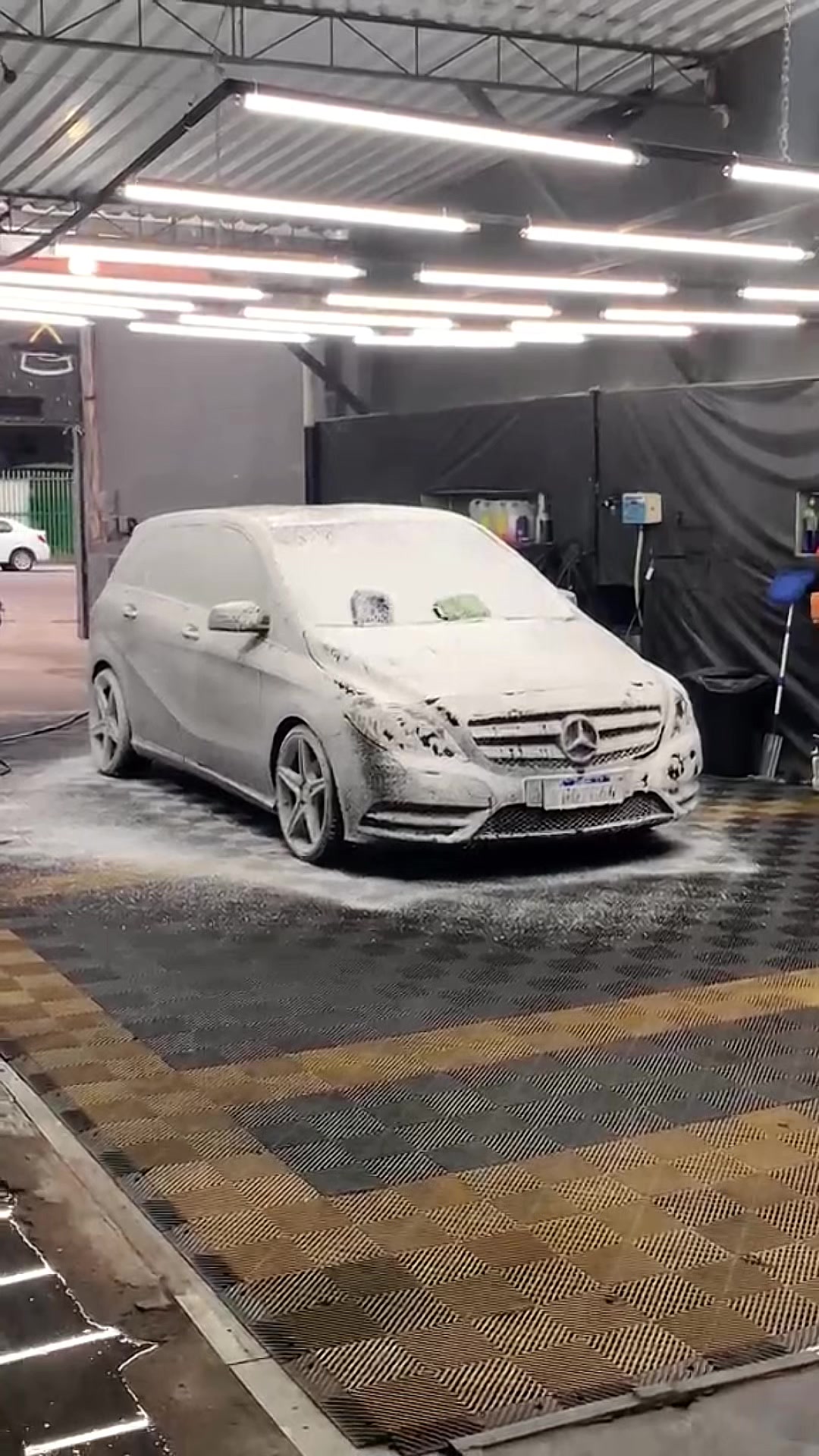 @Sava Garage