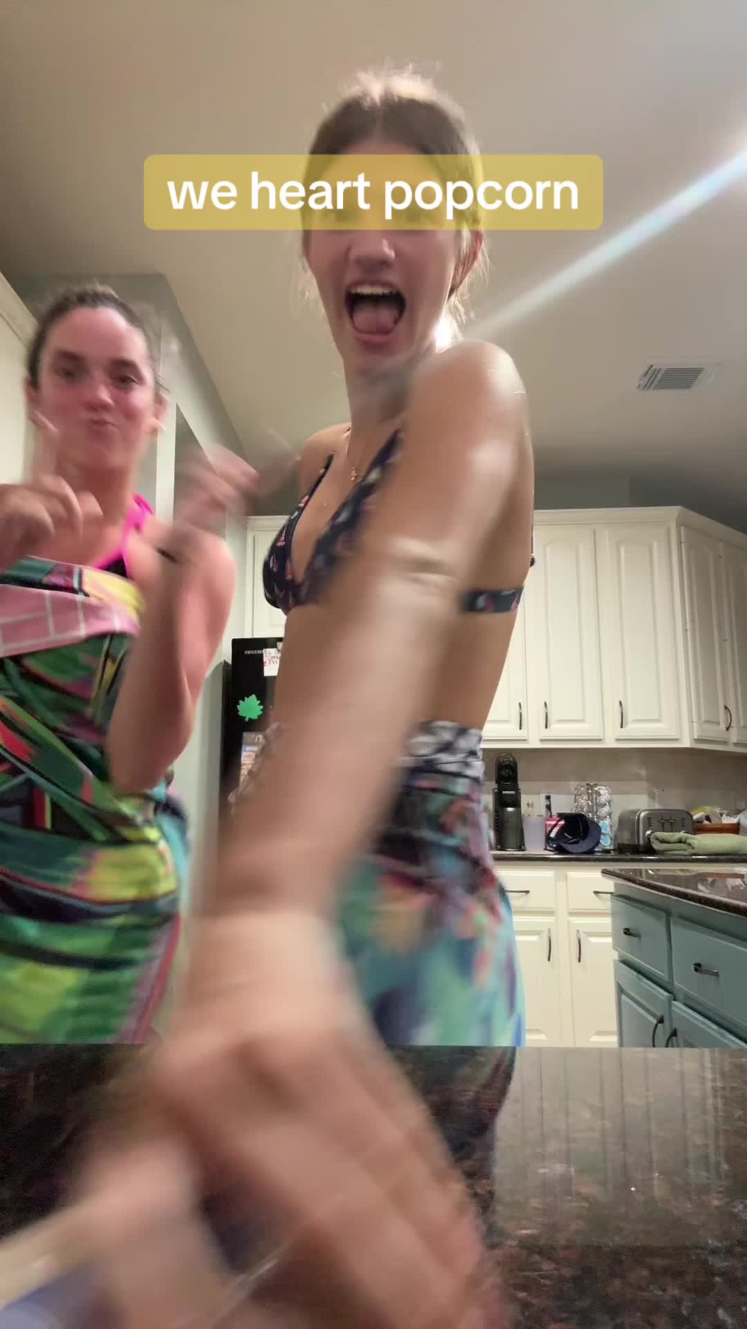 @🙈