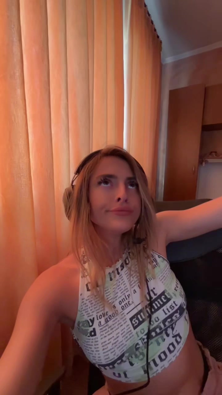 @DOMY