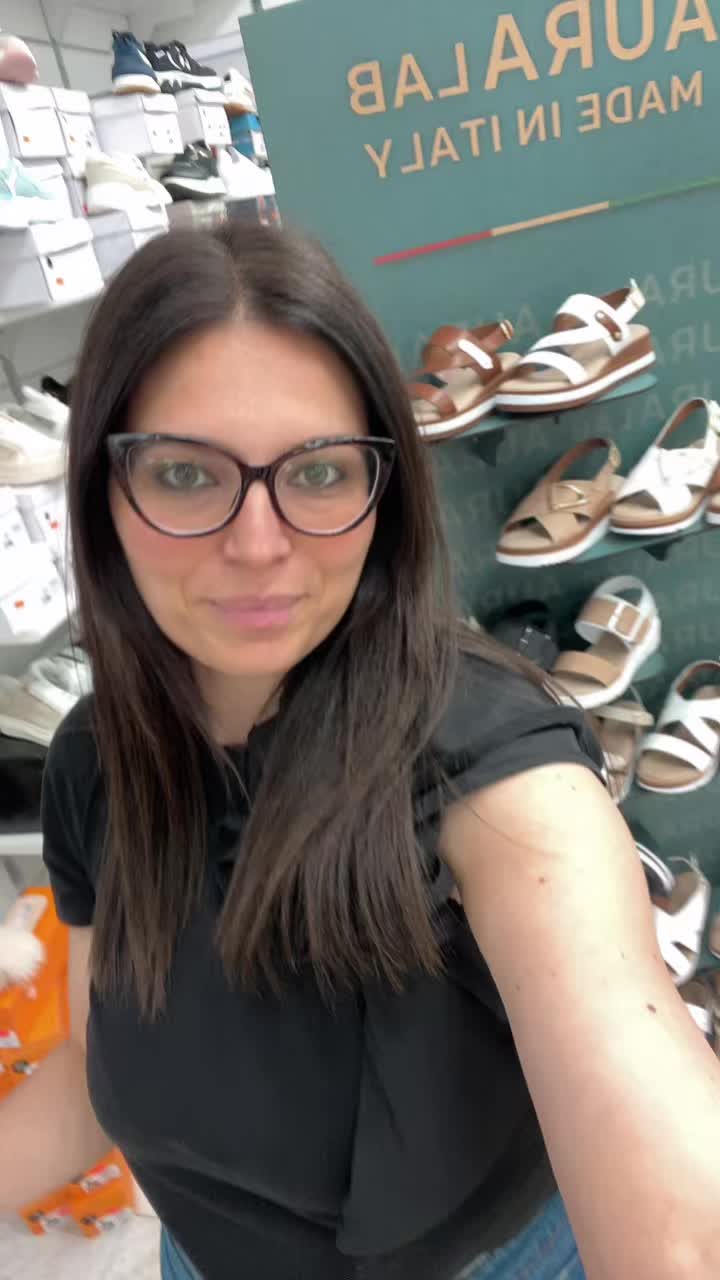@Elvy & Vale Store