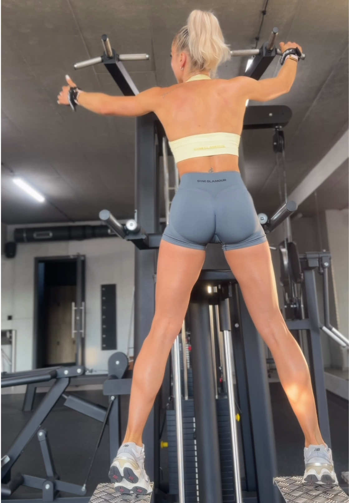 @Adriána