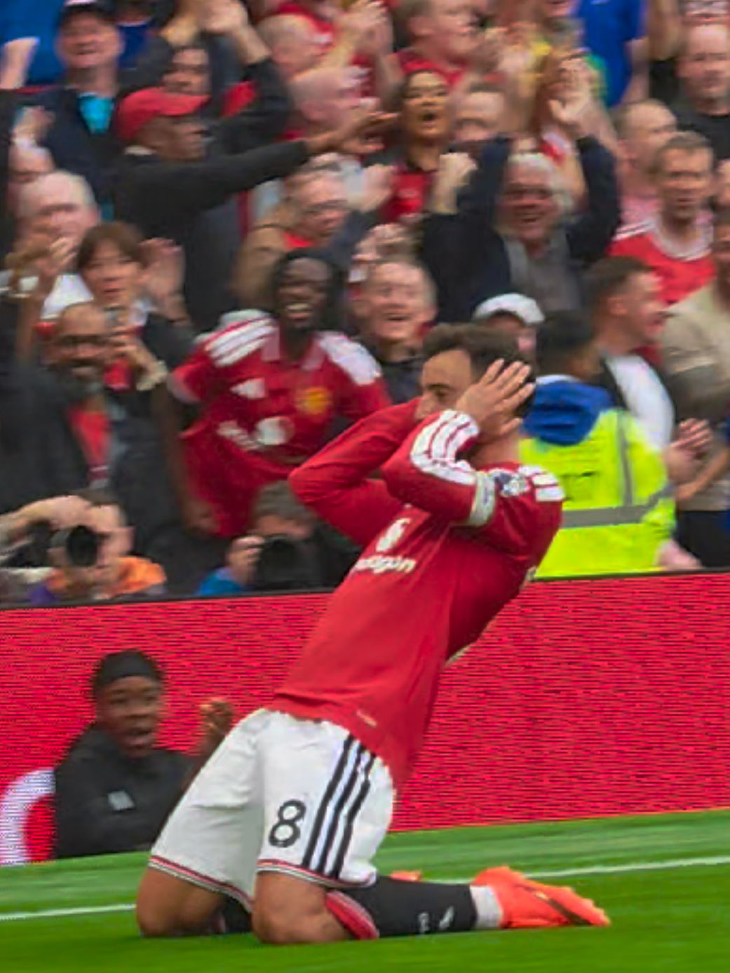 @Manchester United Dugout