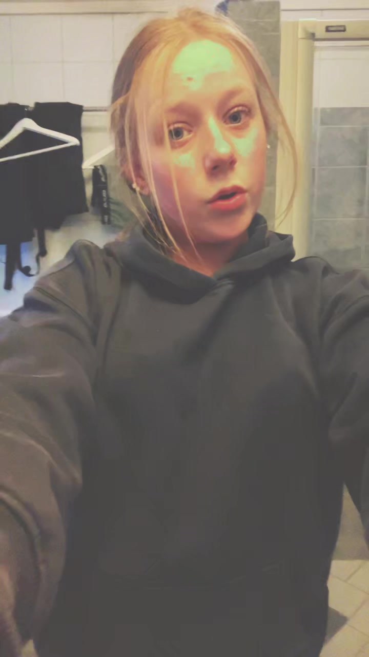 @Ella💕