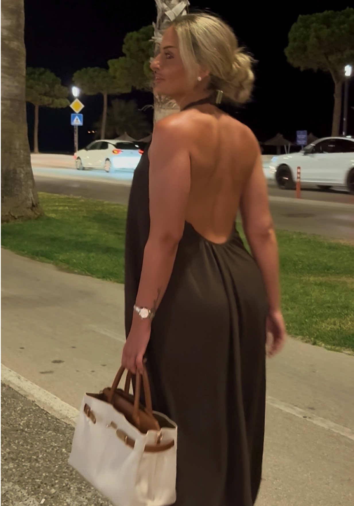 @adoraa.sa