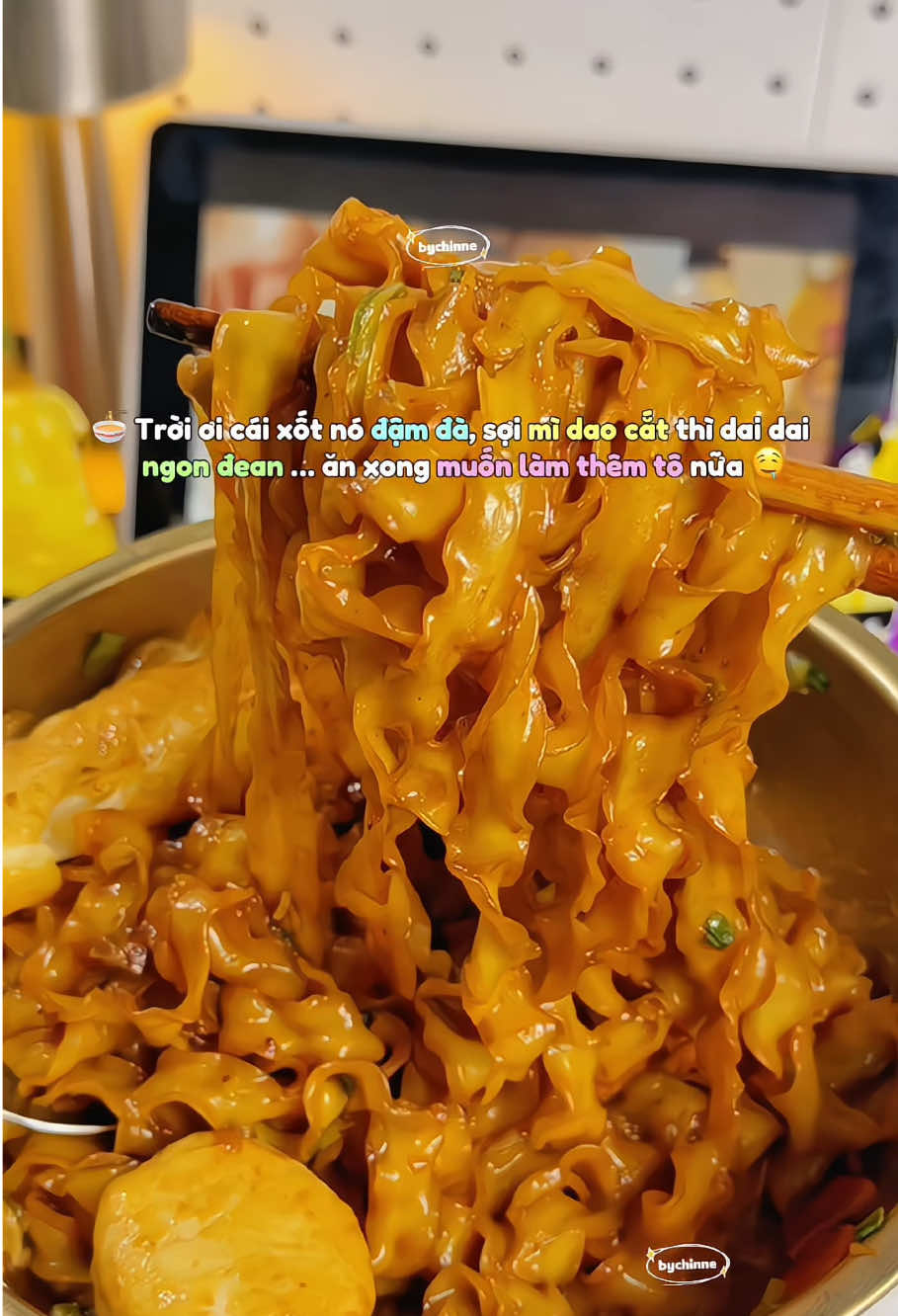 @𝐂𝐡𝐢𝐧𝐧𝐞 ೀ