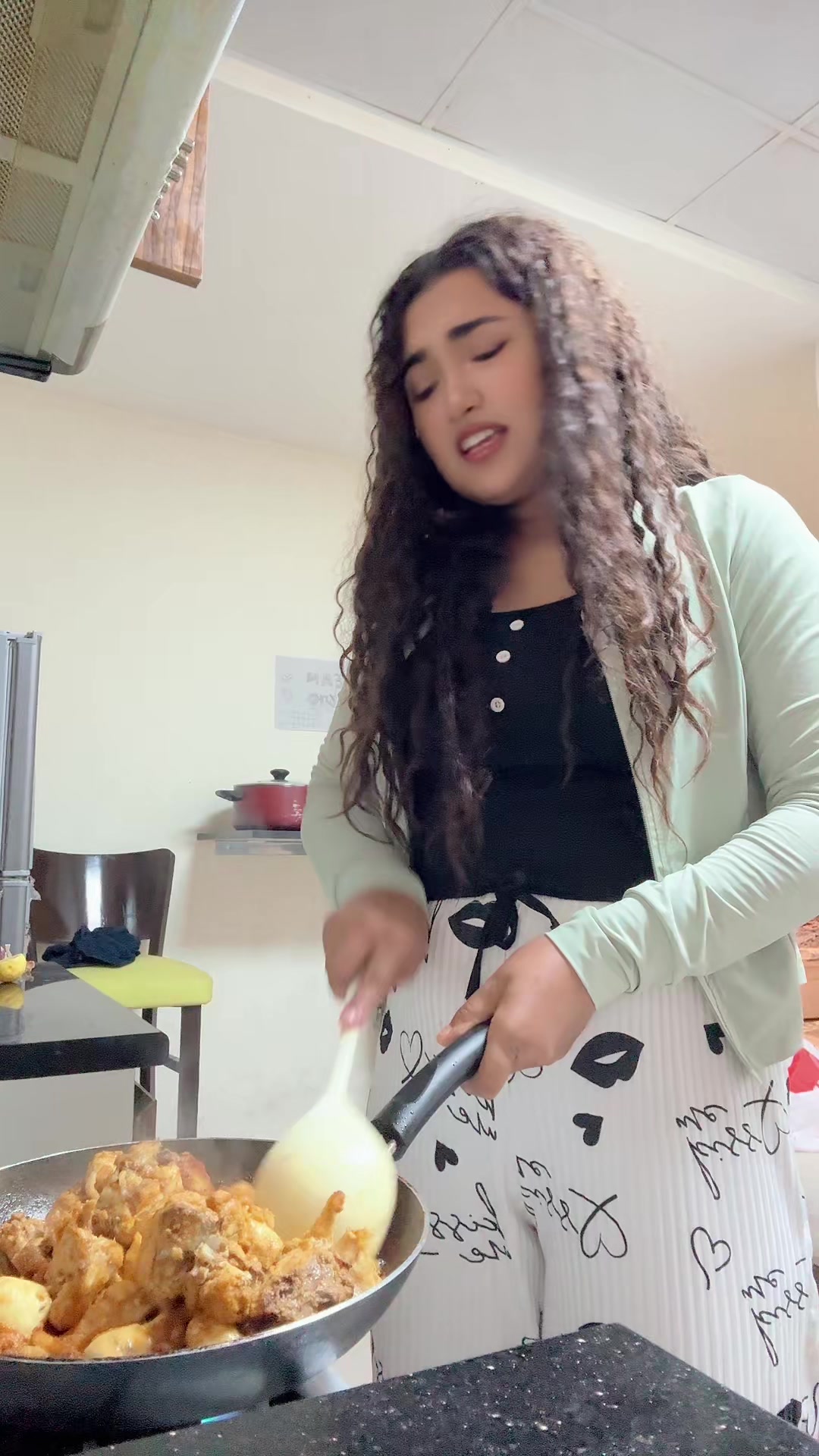 @🐰