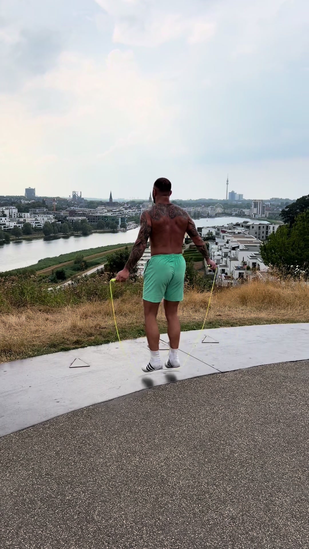 @Nick Ka&ccedil;anolli