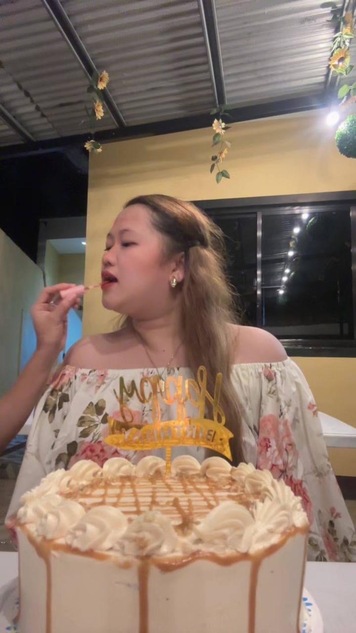 @chixtine 08