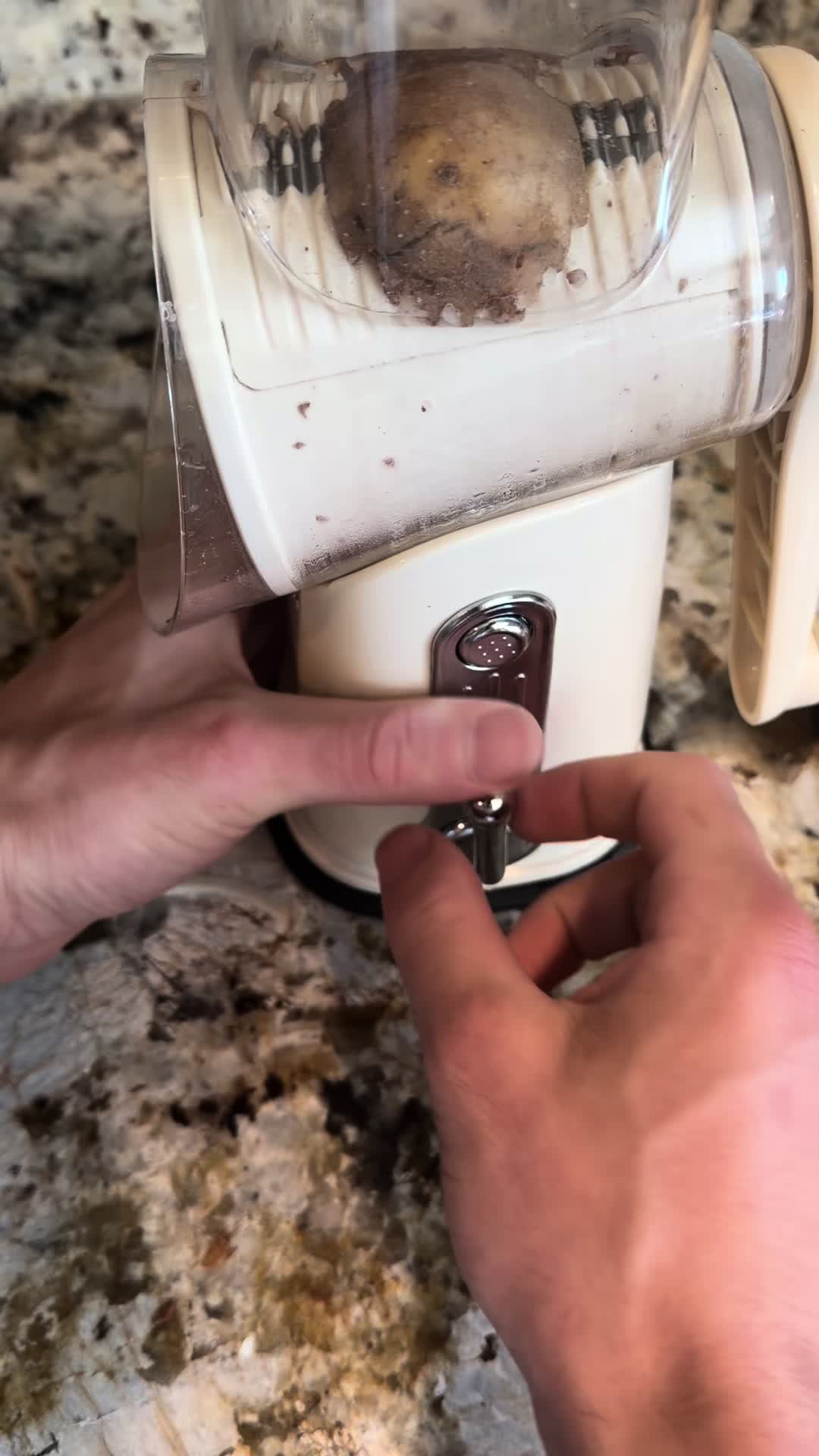 @Frutiger Float 🫧