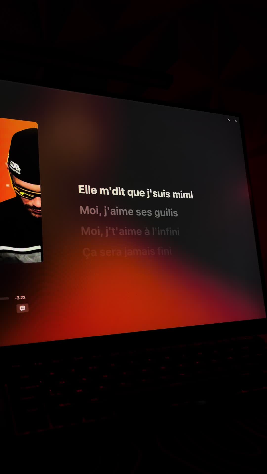 @🎧