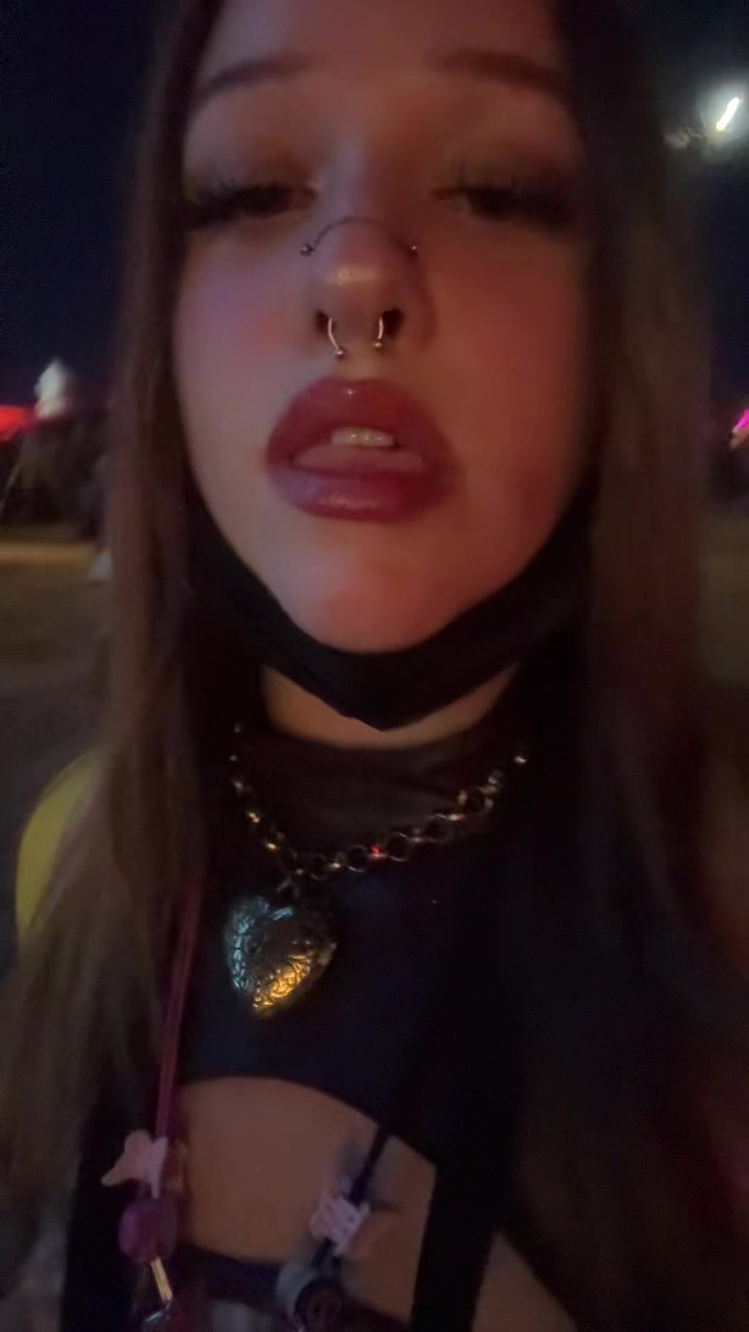 @Lala