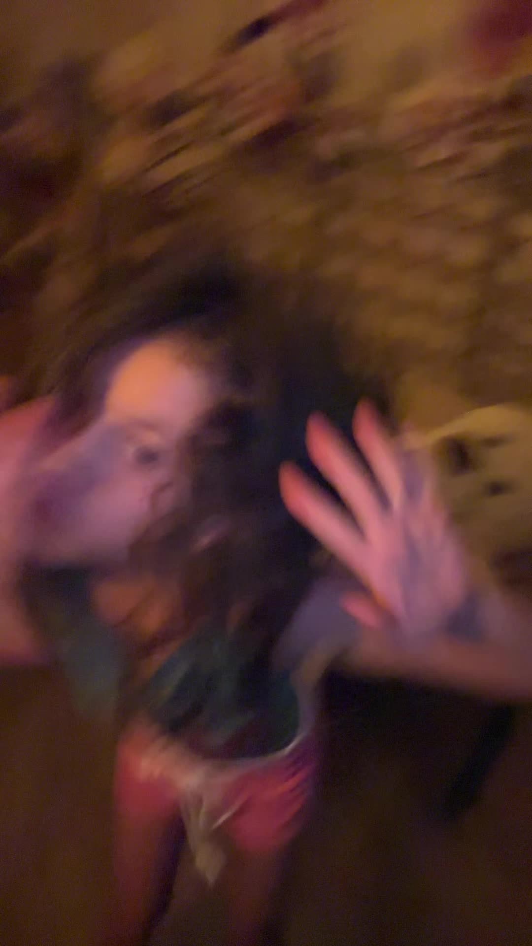 @𝓥𝓪𝓵𝓮𝓷𝓽𝓲𝓷𝓪_🌺