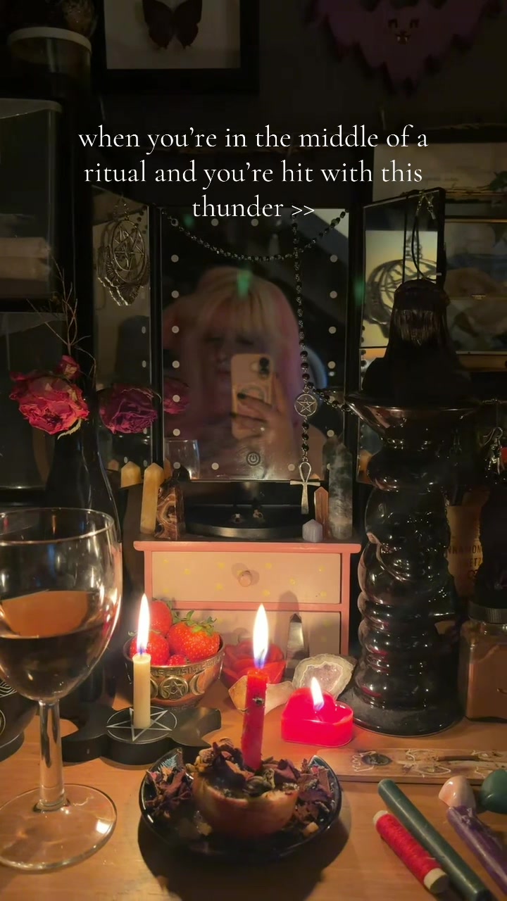 @lilwitchbug