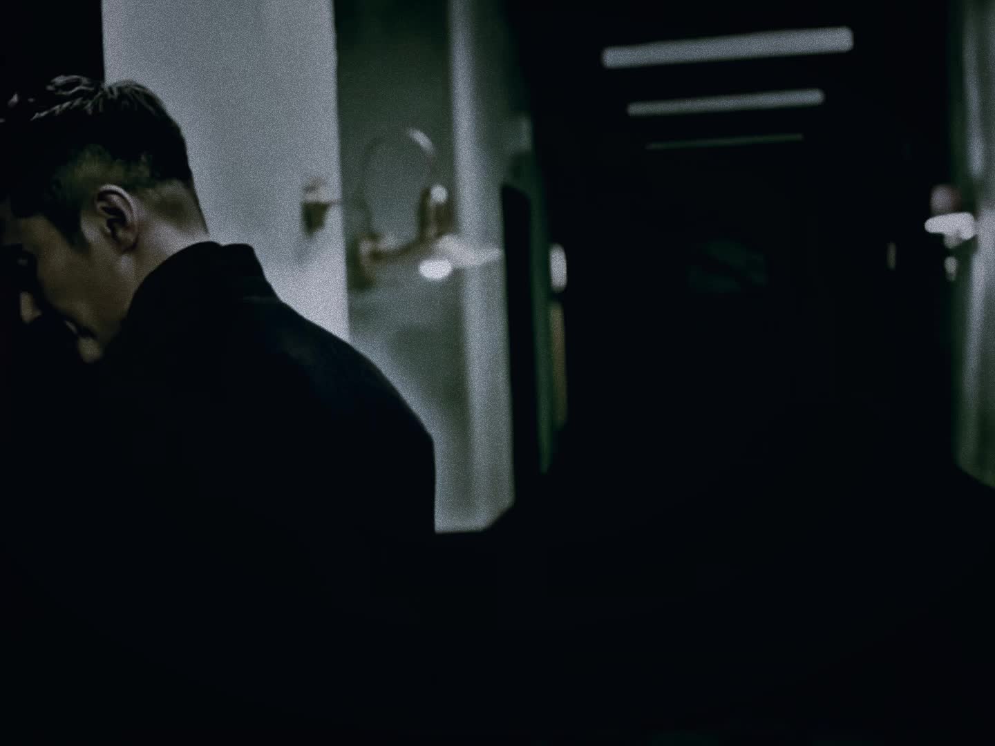 @⏾⋆.˚