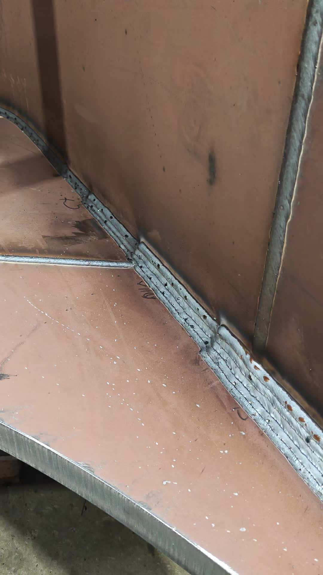 @KJ 👨&zwj;🏭