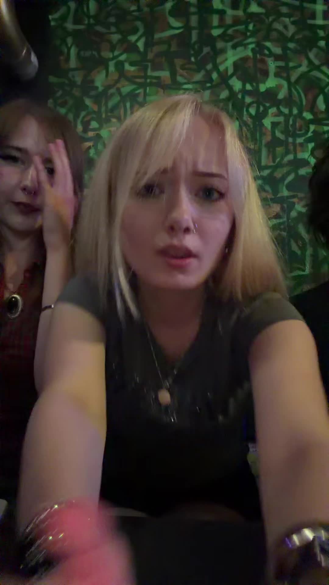 @elv