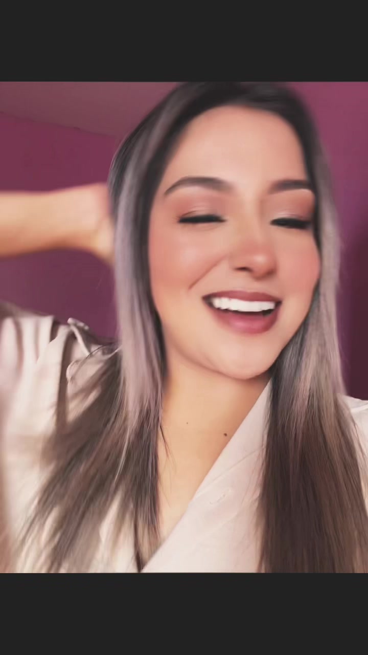 @LA VIVI 🦋