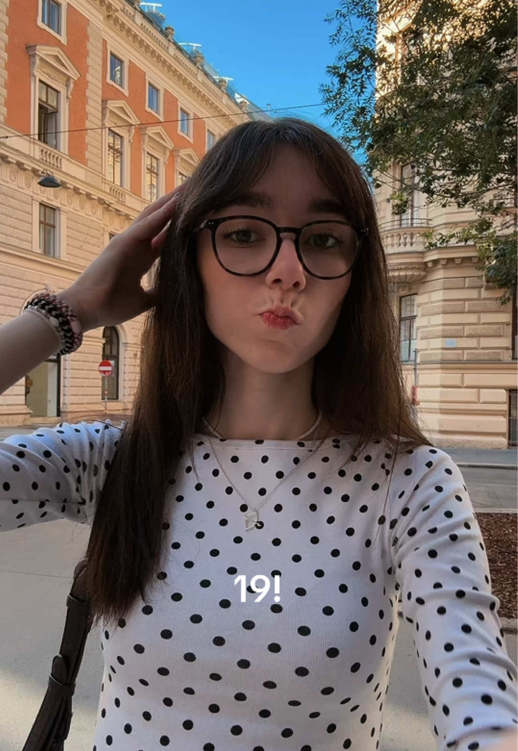 @LENI