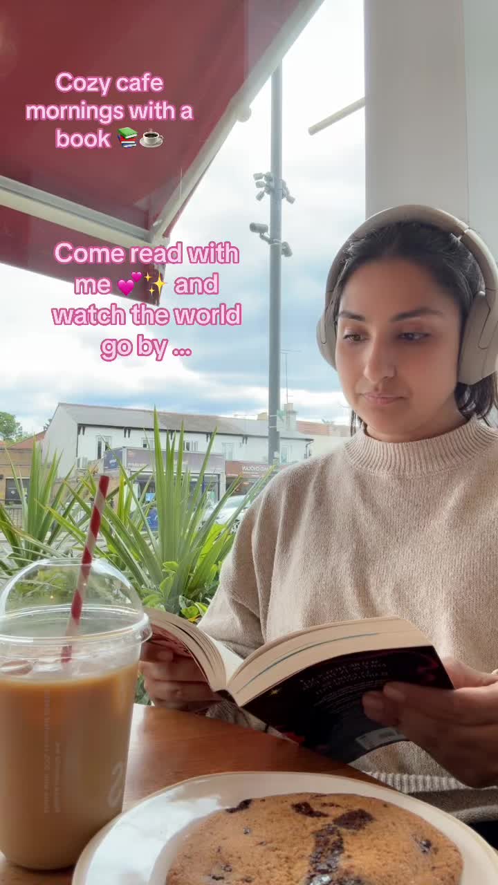 @Sophia ✨📚