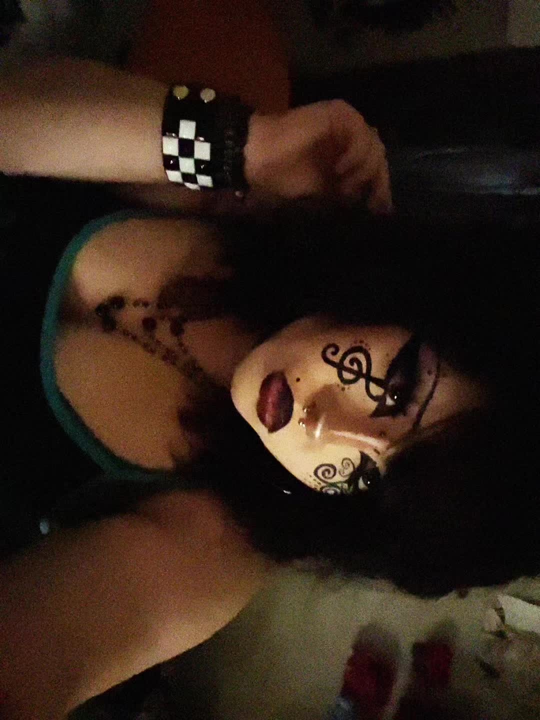 @s3lfess.kn0ts