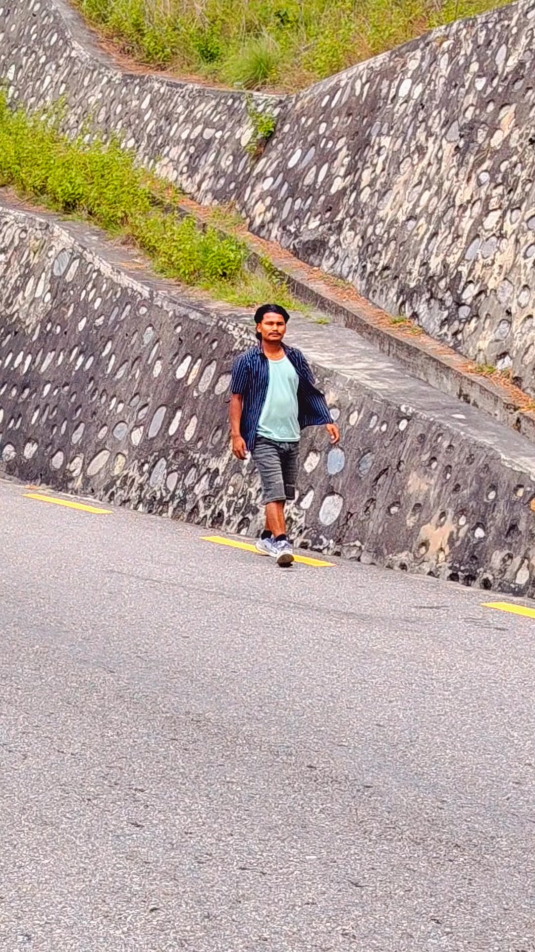 @ROHAN๐♥๏ธ๐๐๐ค