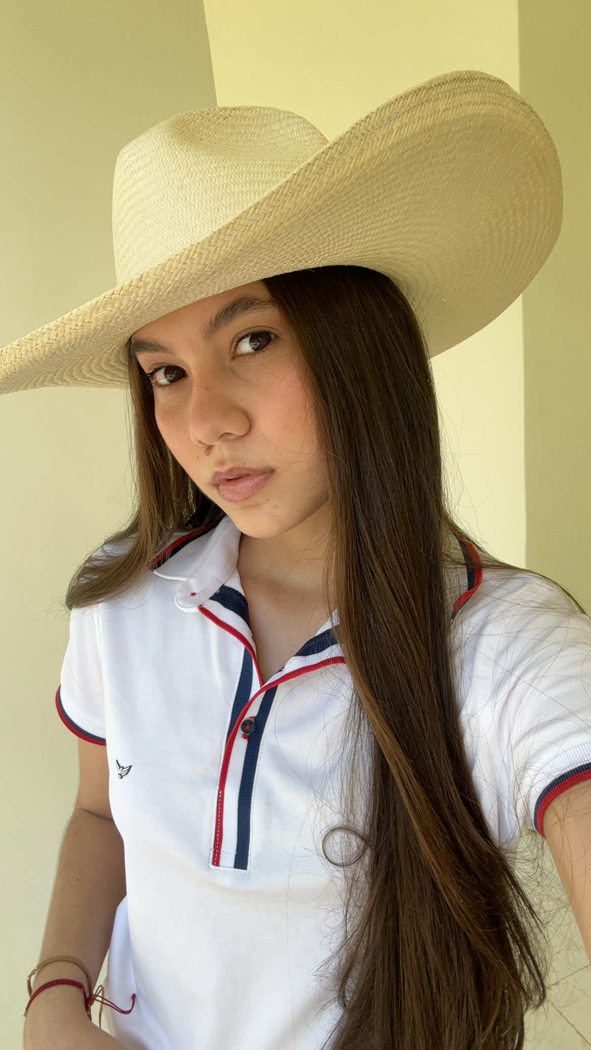 @Alejandra