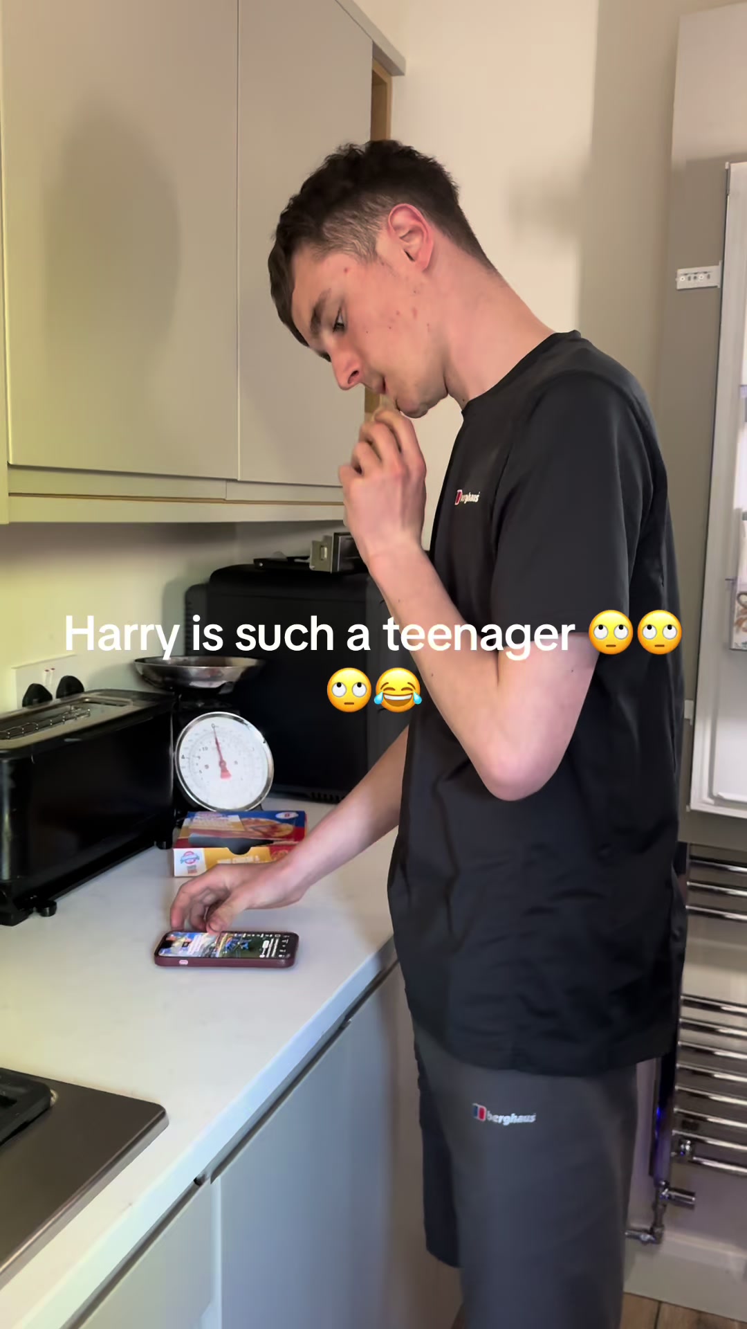 @PrinceHarryhasAutism
