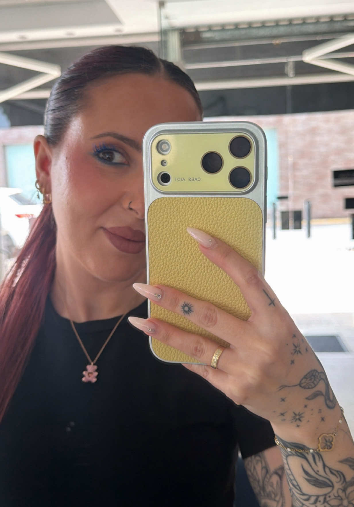 @Isa Sanchez✨ makeup