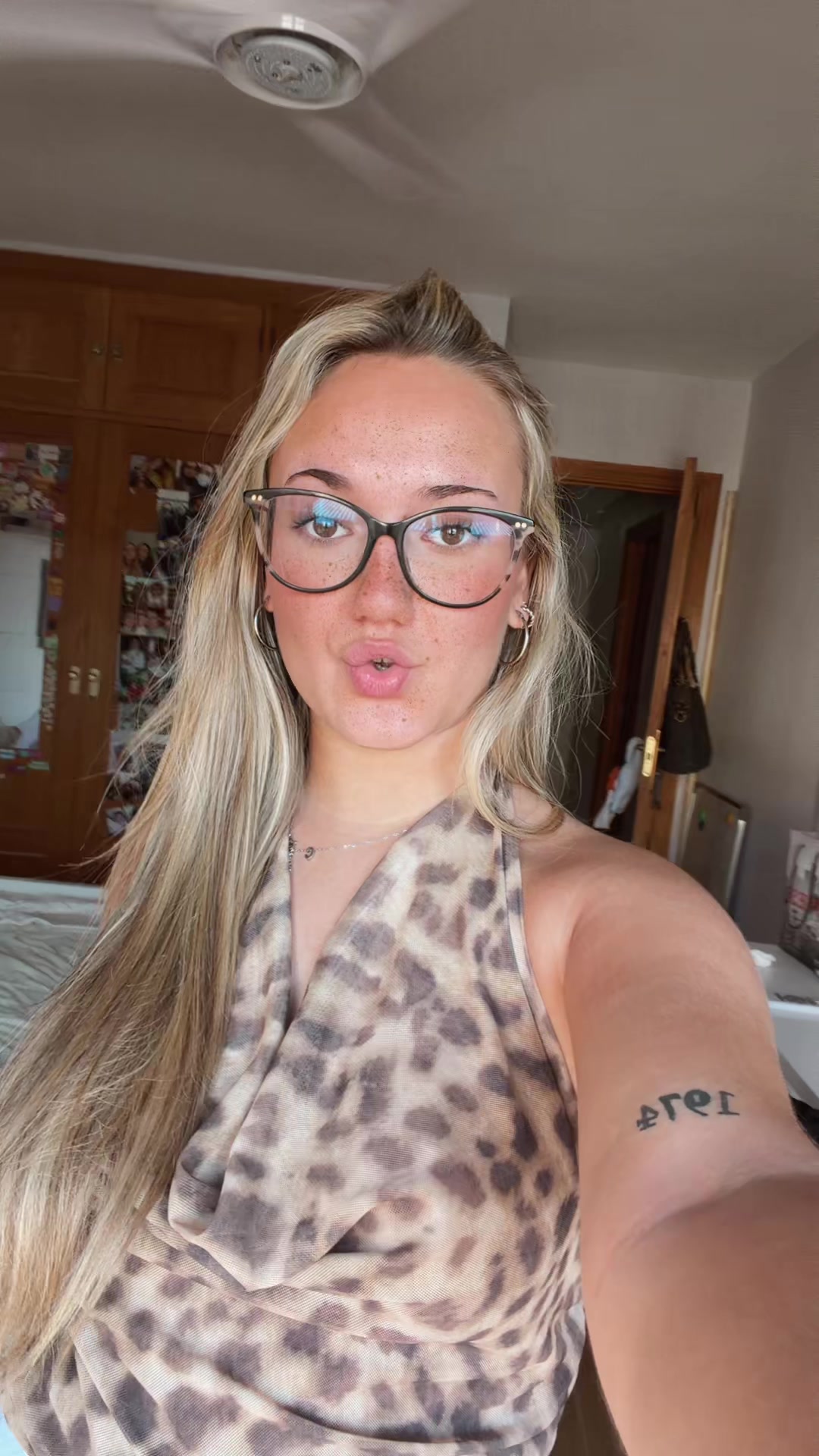 @carliita