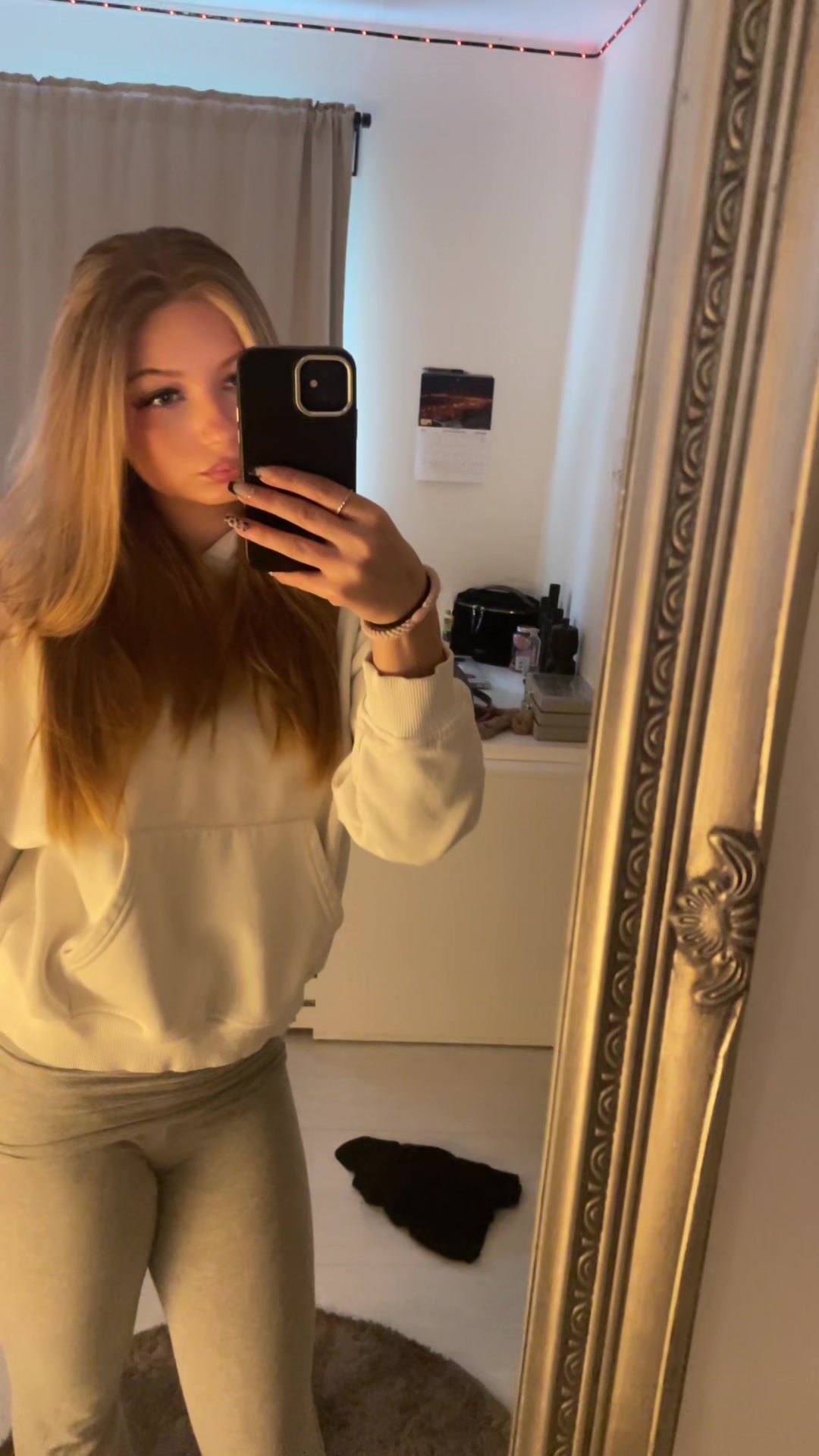 @𝓐𝓵𝓶𝓪 𝓑𝓵𝓪𝓭