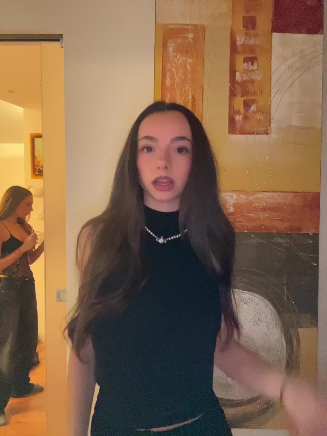 @𝐌