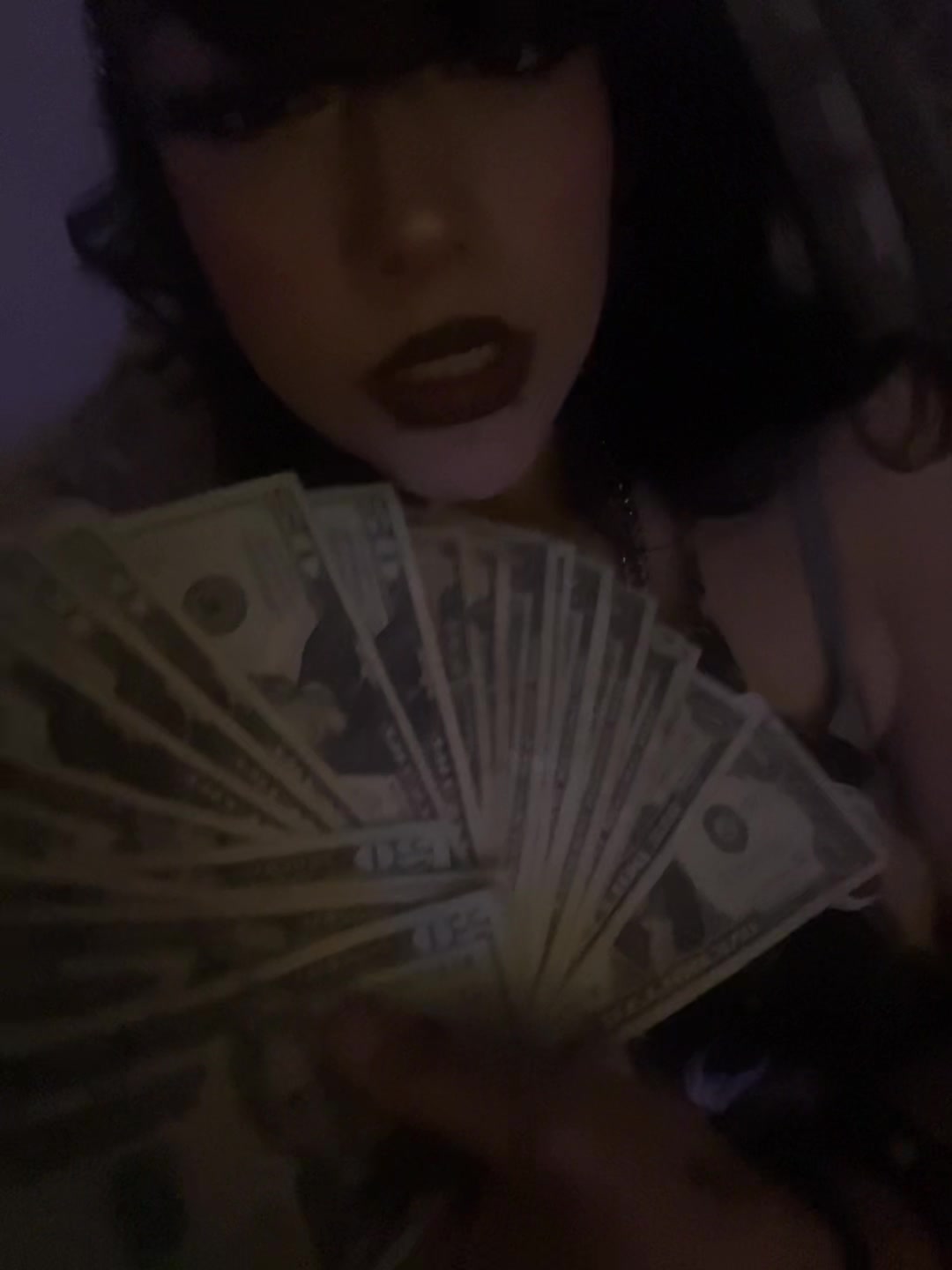 @🖤L🖤