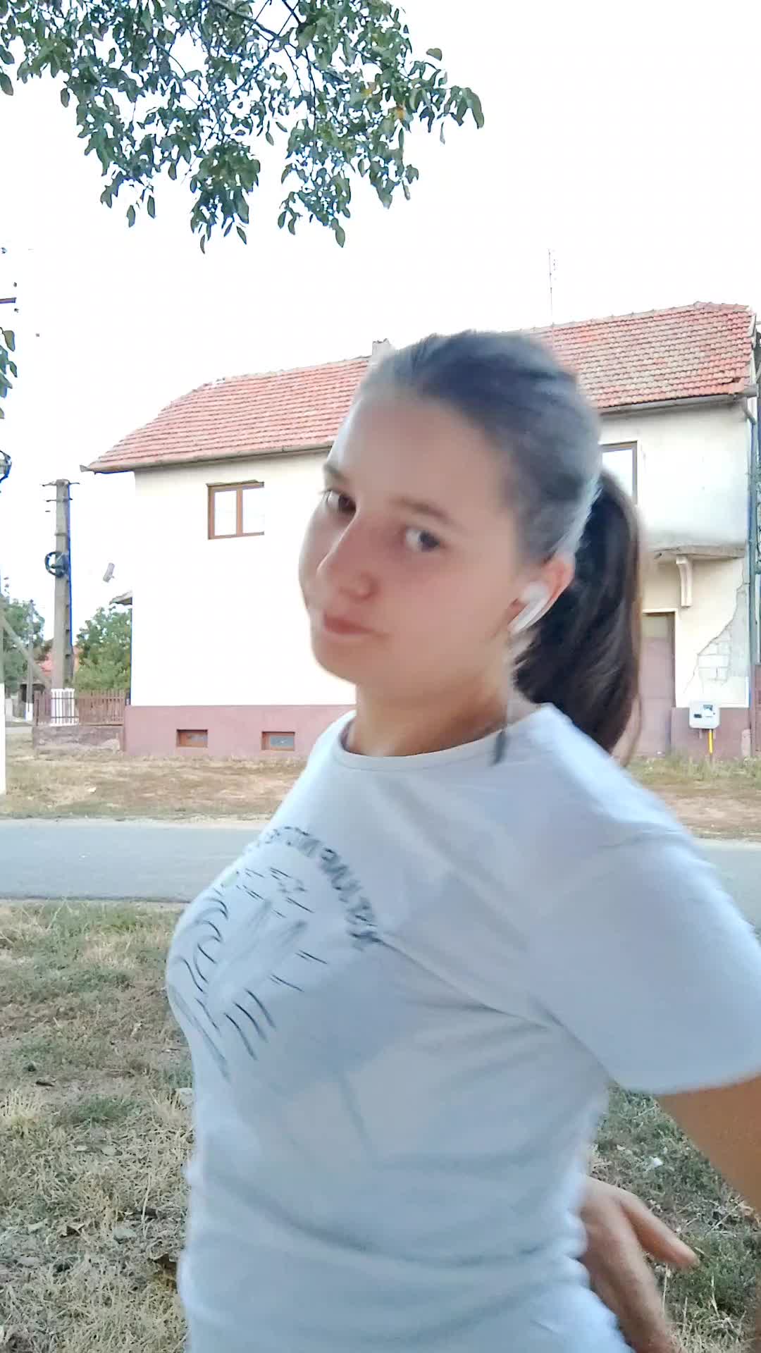 @Mihaela Pop