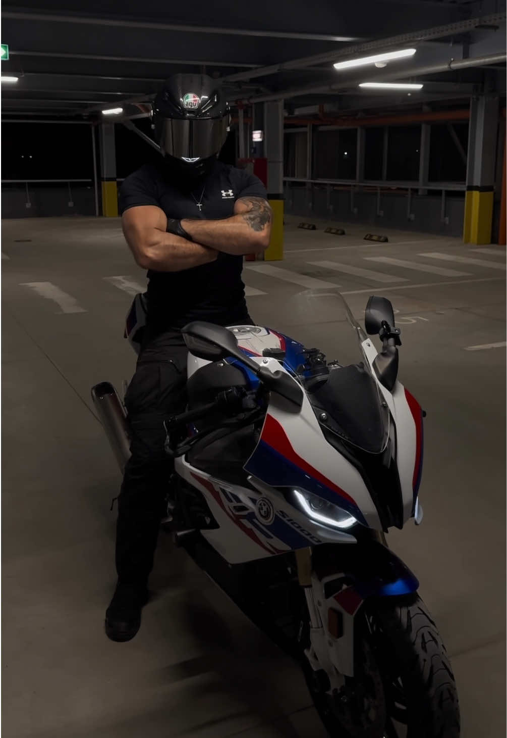 @RaZz Motovlog