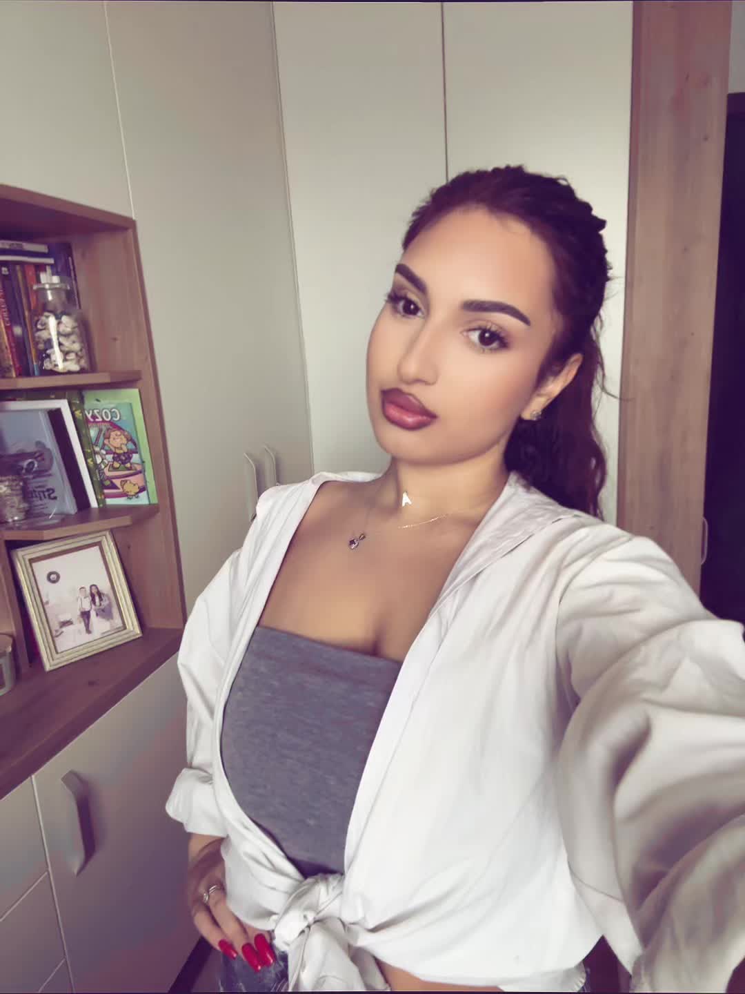 @𝓐𝓷𝓭𝓻𝓮𝓮𝓪