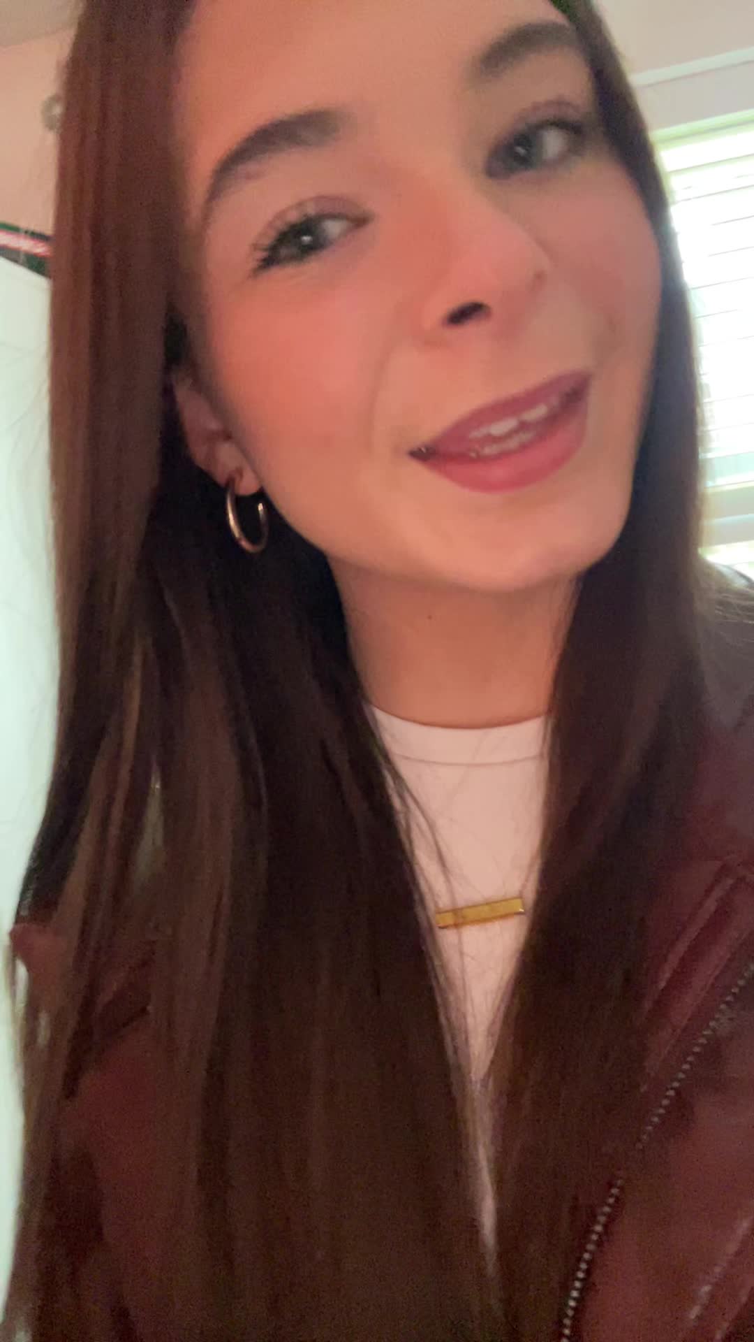 @katiemcaleer