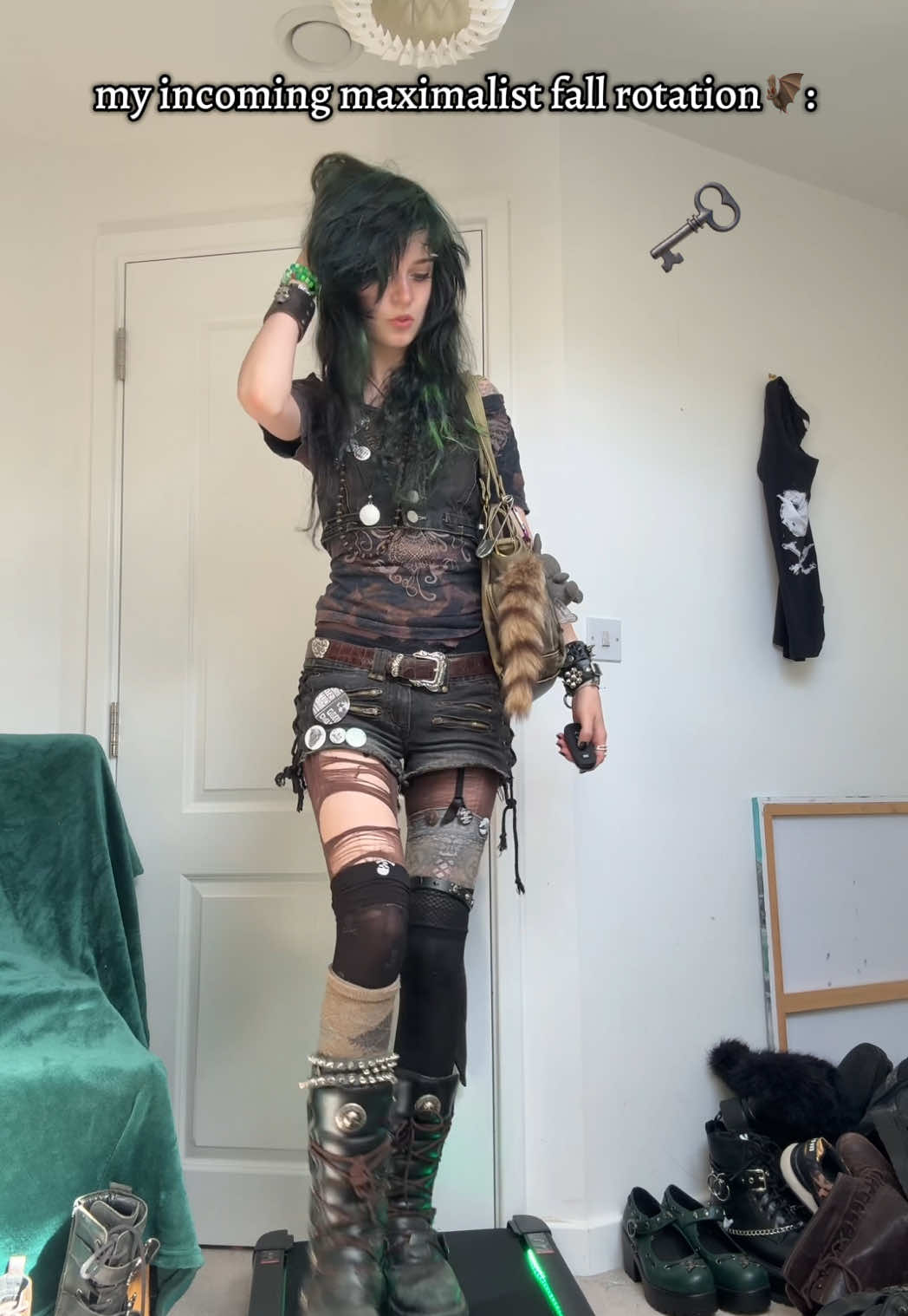 @bee ˚₊‧⁺⋆♱🦇
