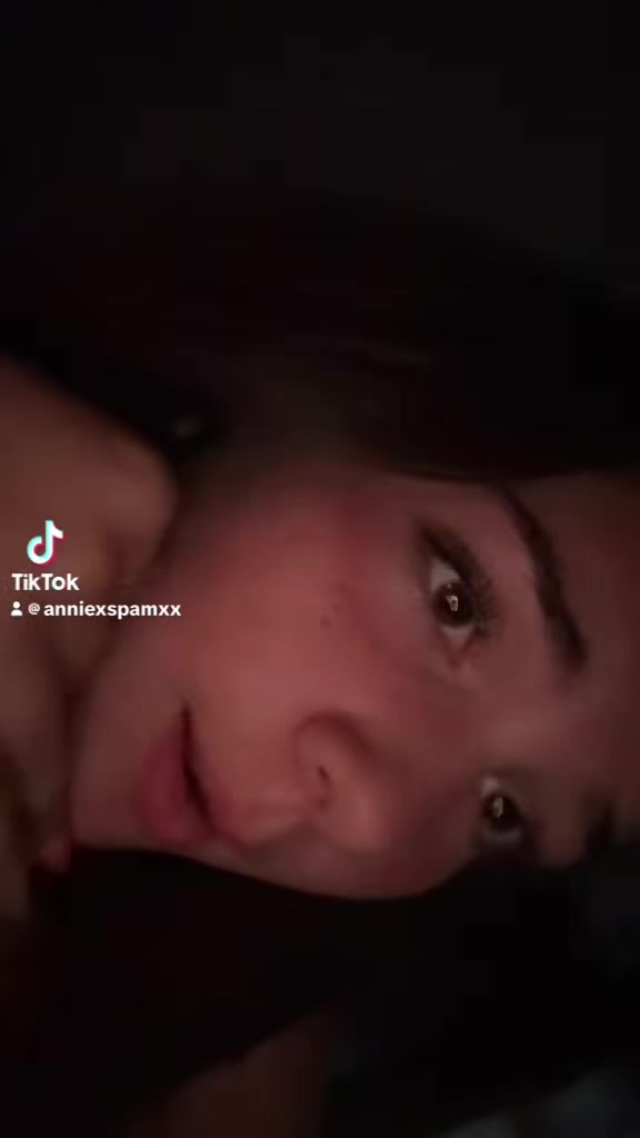 @anniexspamxx